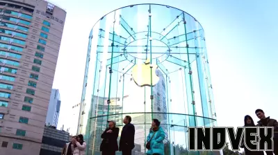 Apple Struggles with Weak iPhone Demand Amid Ongoing Challenges in China